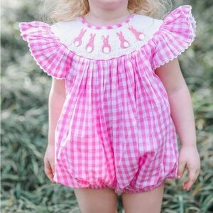 🐰 Pleats & Stitches Smocked Bunny Romper – 12M 💗